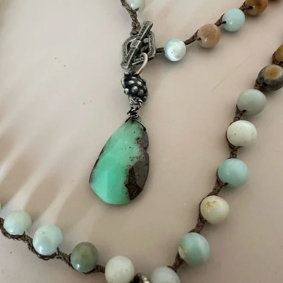 Love Heals necklace EUC - Picture 3 of 8